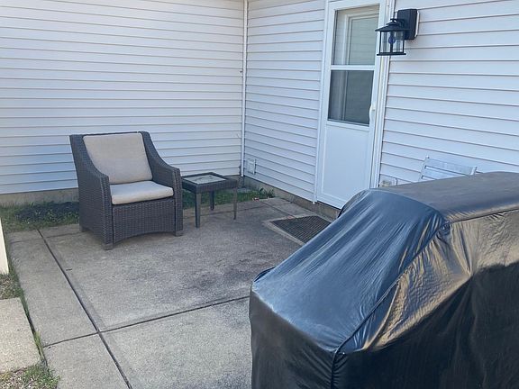 5th image of 7128 Winterbek Ave