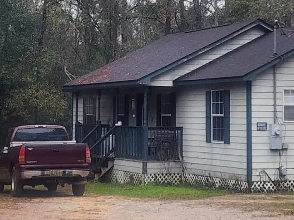 530 Brown St, Purvis, MS 39475