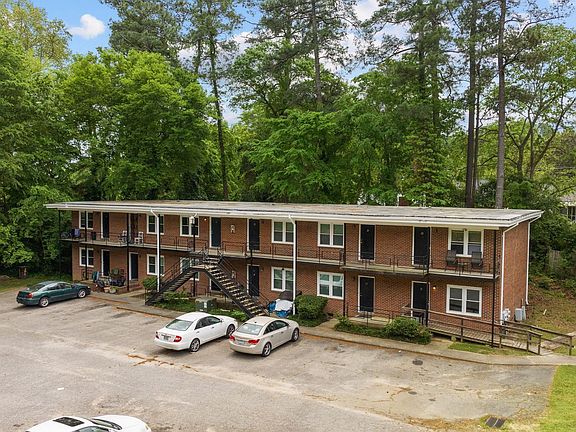 2nd image of 210-23 Colonial Dr