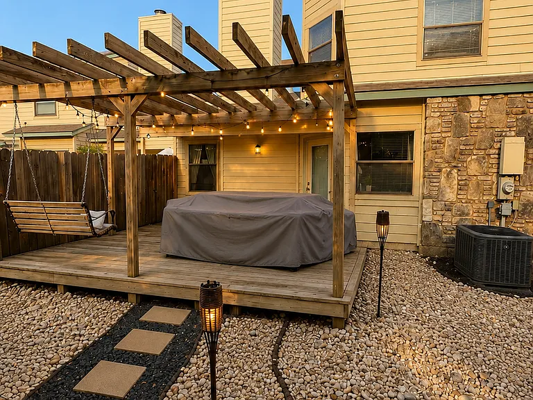 8555 Echo Creek Ln — Photo 16