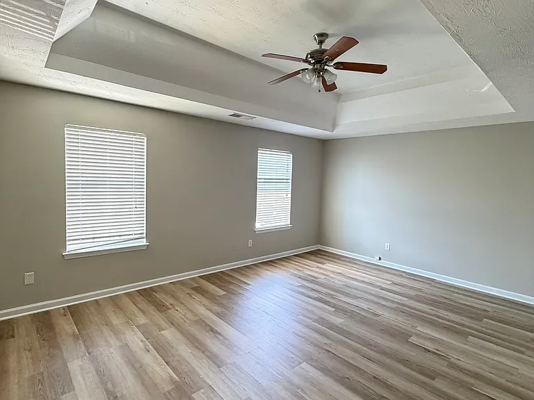 90 Keyton Dr — Photo 13