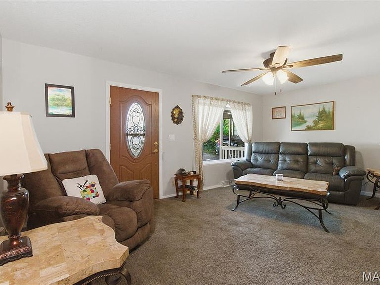Listing photo 5