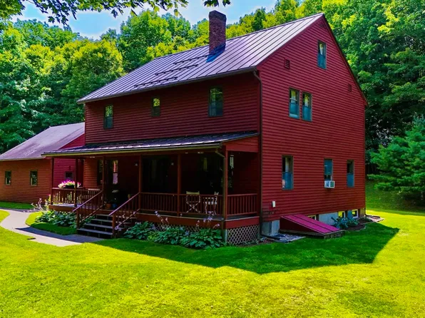 390 Zabarsky Road, St. Johnsbury, VT 05819
