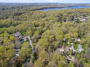 60 Glenmere Homesites Rd, Florida, NY 10921