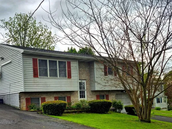 1408 Beaumont Ave, Temple, PA 19560