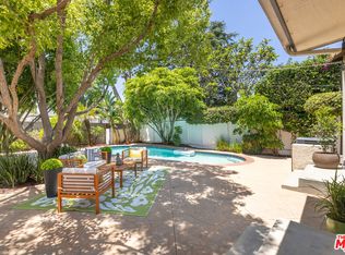 4557 Nagle Ave, Sherman Oaks, CA 91423