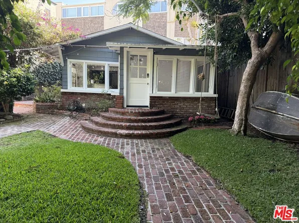 3419 Strongs Dr, Marina Del Rey, CA 90292