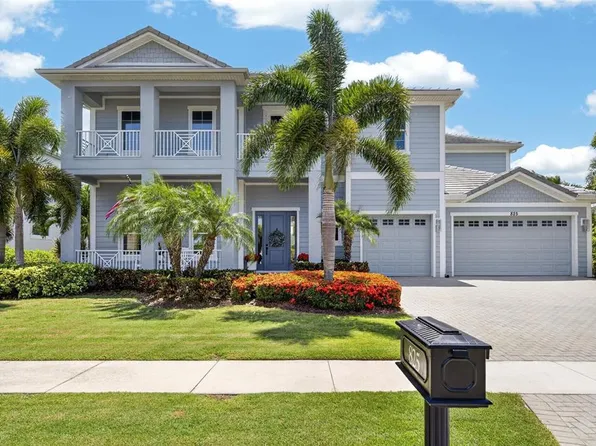 825 Manns Harbor Dr, Apollo Beach, FL 33572