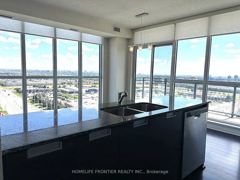 55 Eglinton Ave W #1607 — Photo 6