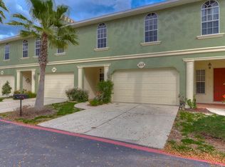 8005 Kaureen Garden Pl, Tampa, FL 33615