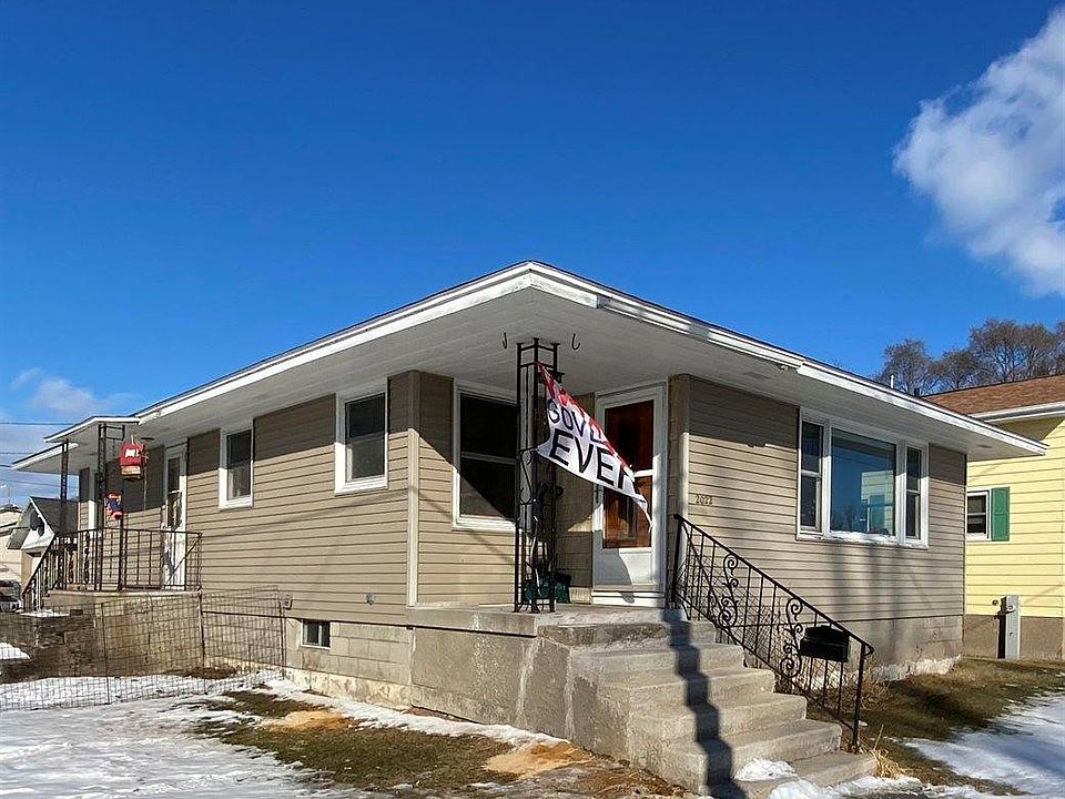2nd image of 2022 Carney Ave