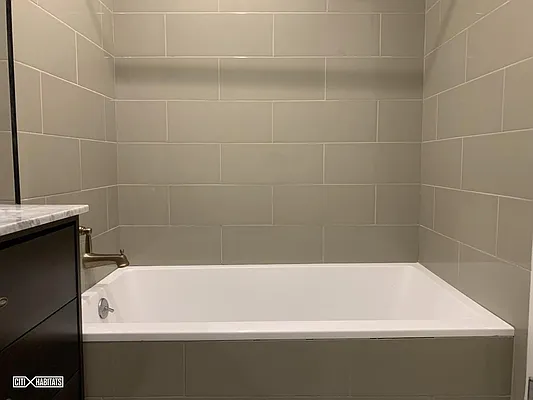 Rented by Citi Habitats | media 5