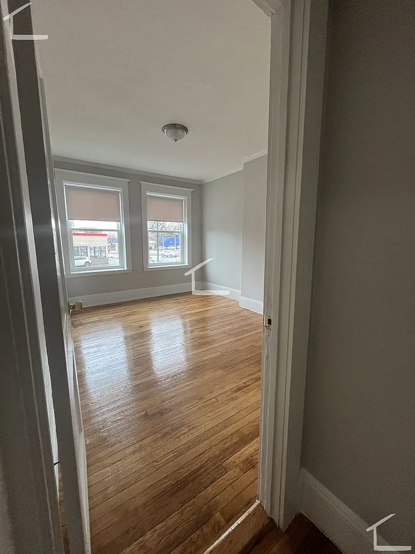 1 Bedroom-No broker fee — Photo 4
