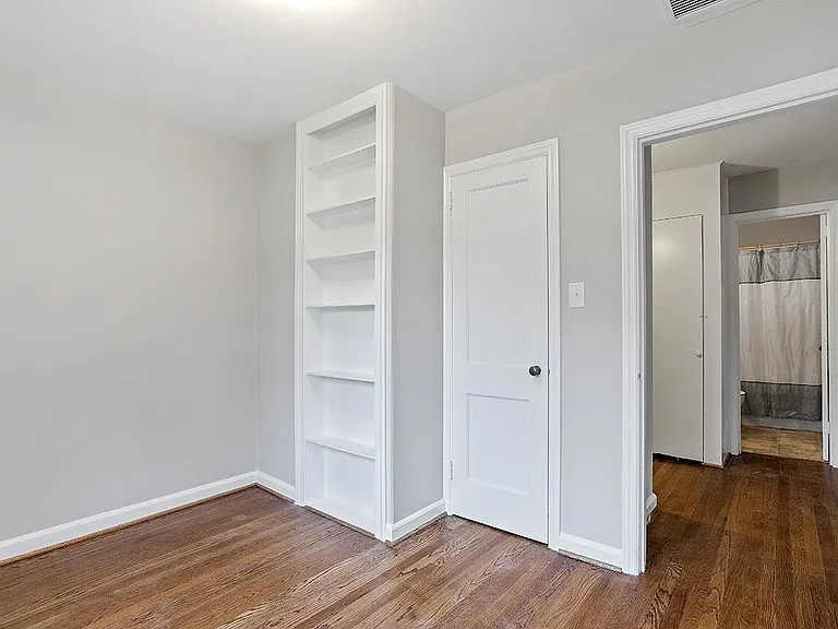 2111 Tudor Pl — Photo 19