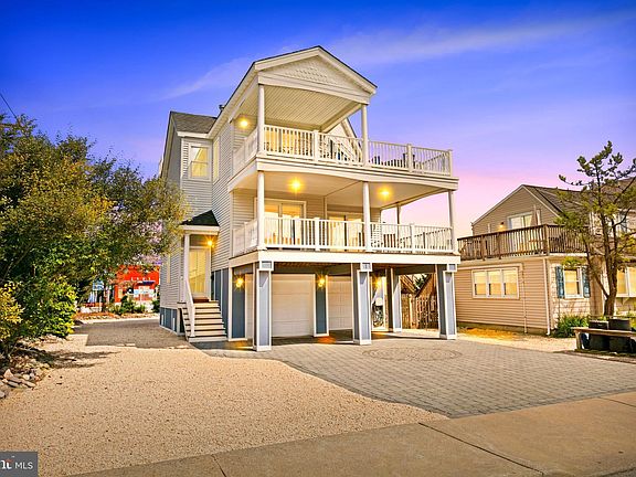 2nd image of 1 E Seabreeze Ave