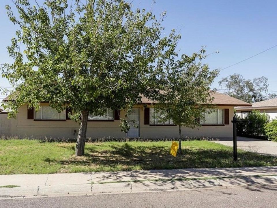1st image of 3401 W Rosewood Ave