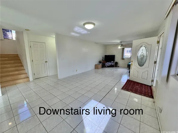 1806 Palolo Ave, Honolulu, HI 96816