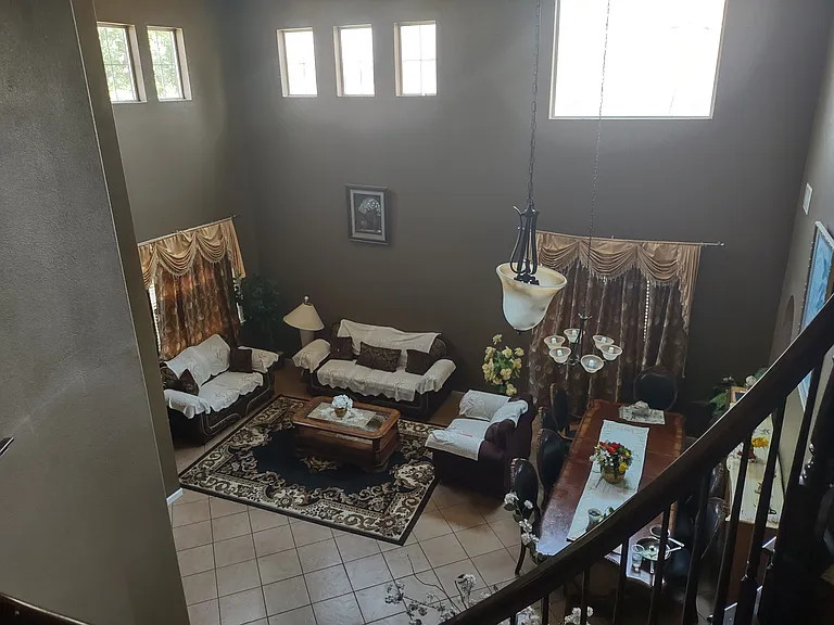 3004 Tagura Dr — Photo 6
