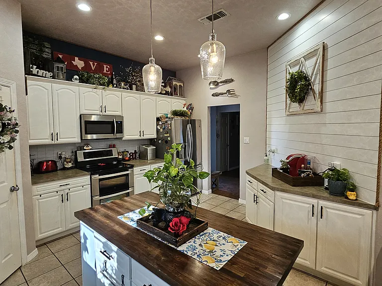505 Sycamore Ln — Photo 9
