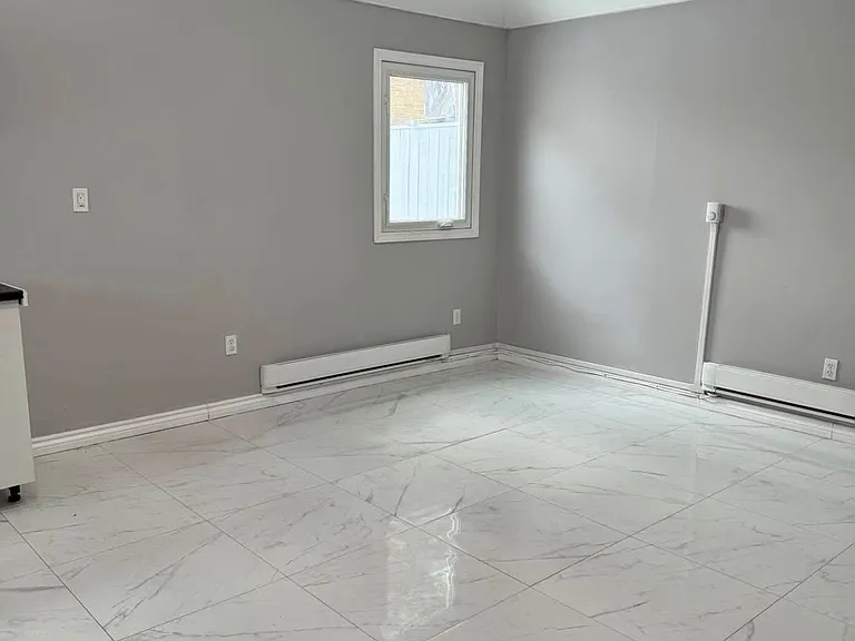 477 Melvin Ave — Photo 7