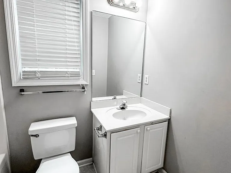 6410 Janton Way — Photo 21