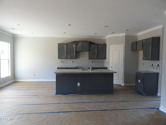2nd image of 7868 Beeler Ln