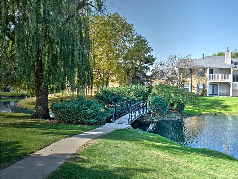 Brookdale on the Park — Photo 11