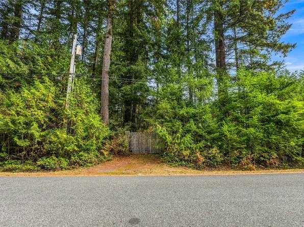 8290 Golden Valley Boulevard, Maple Falls, WA 98266