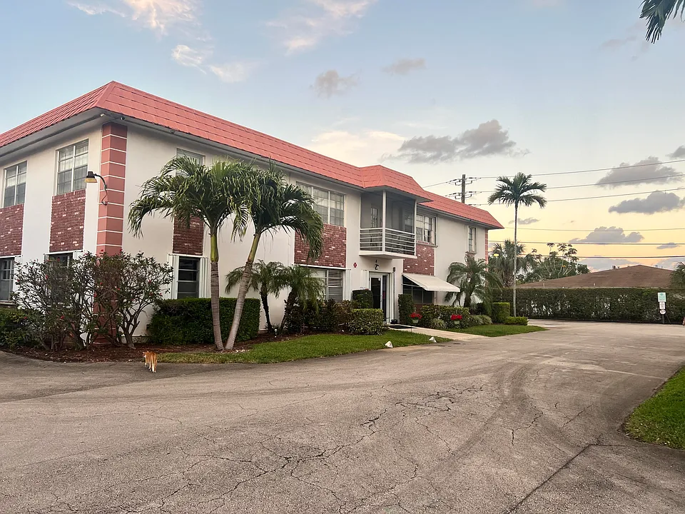 3550 NW 8th Ave #404