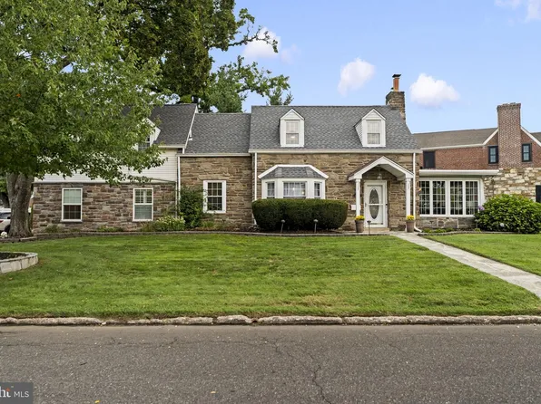 79 Manor Cir, Bristol, PA 19007