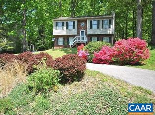 504 Jefferson Woods Dr, Forest, VA