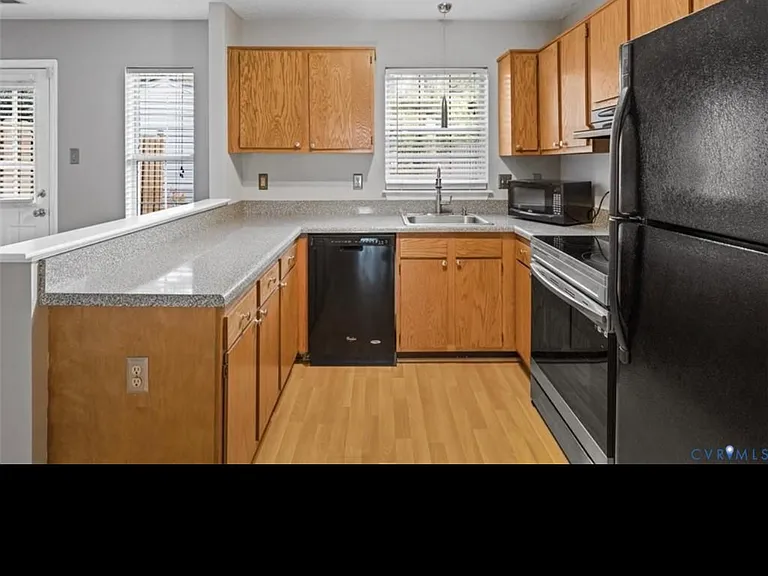 1814 Timberly Waye — Photo 13