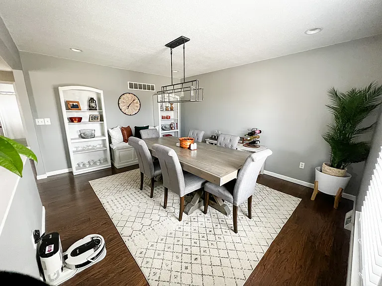 323 SE Melody Ln — Photo 23