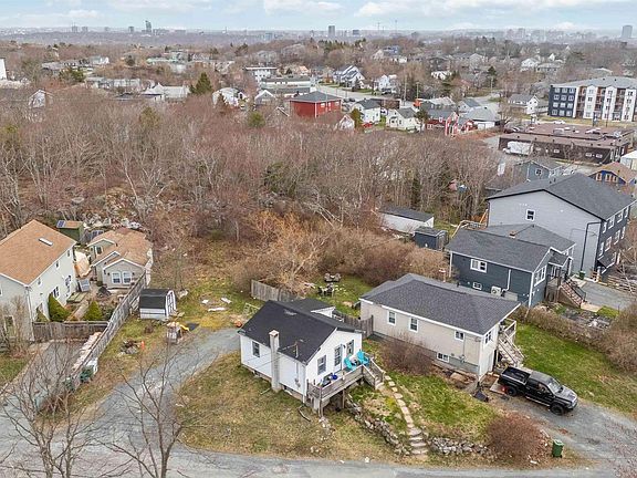 3rd image of 1 Trelyn Rd
