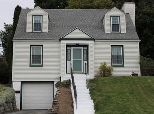 907 Crawford Ave, Syracuse, NY 13224