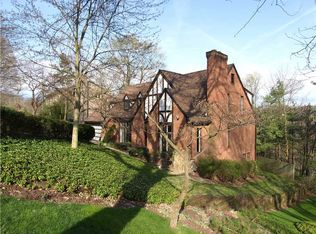 732 Pinetree Rd, Pittsburgh, PA 15243