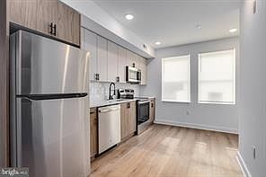 2nd image of 1917 W Susquehanna Ave Floor 1