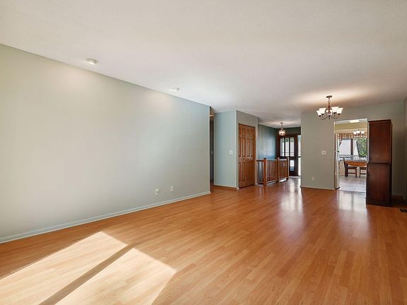 4th image of 16325 15th Ave N