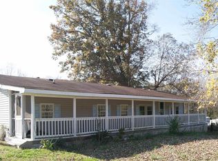 696 Pleasant Hill Church Rd NE, Winder, GA 30680