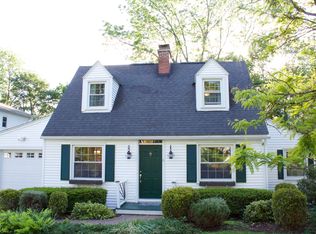 6 Bradley Rd, Utica, NY 13501