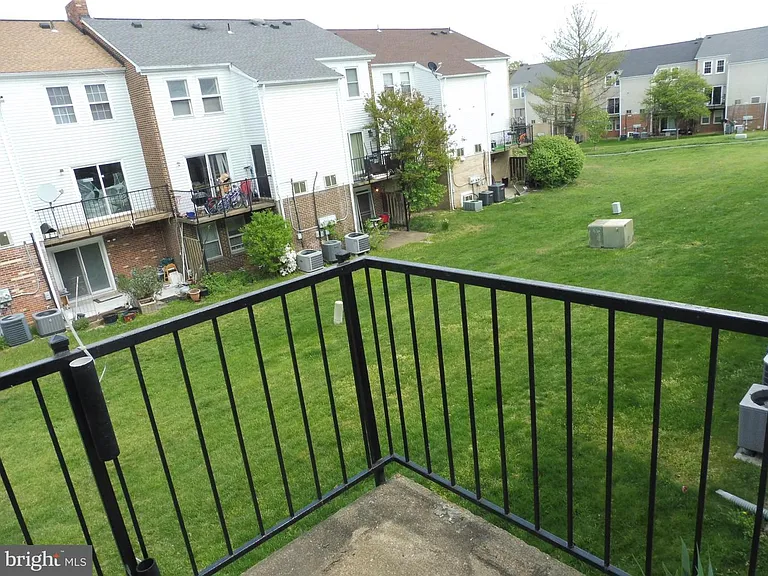 1030C Margate Ct — Photo 24