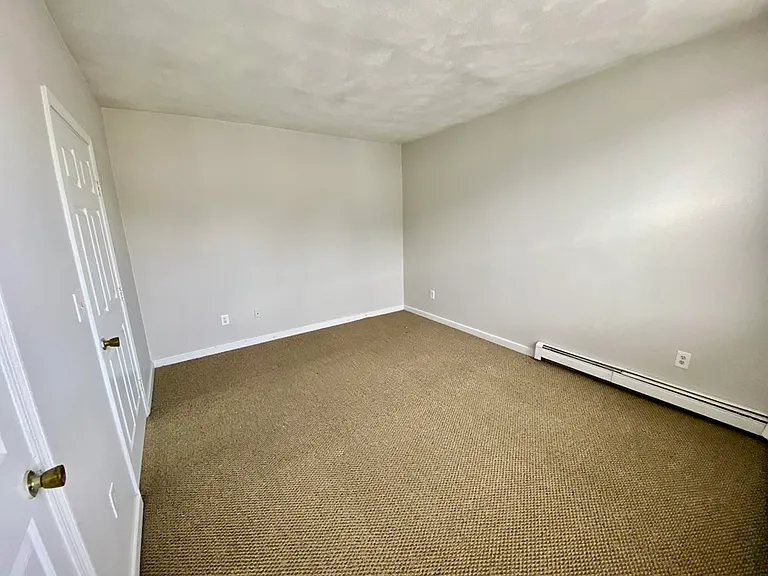 594 Somerville Ave #2B — Photo 13
