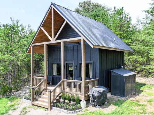 5905 Whitehouse Rd, Greeneville, TN 37745