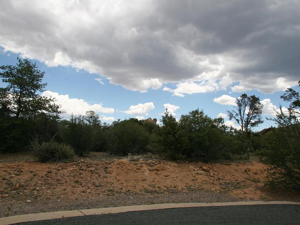 1st image of 1409 Myers Holw