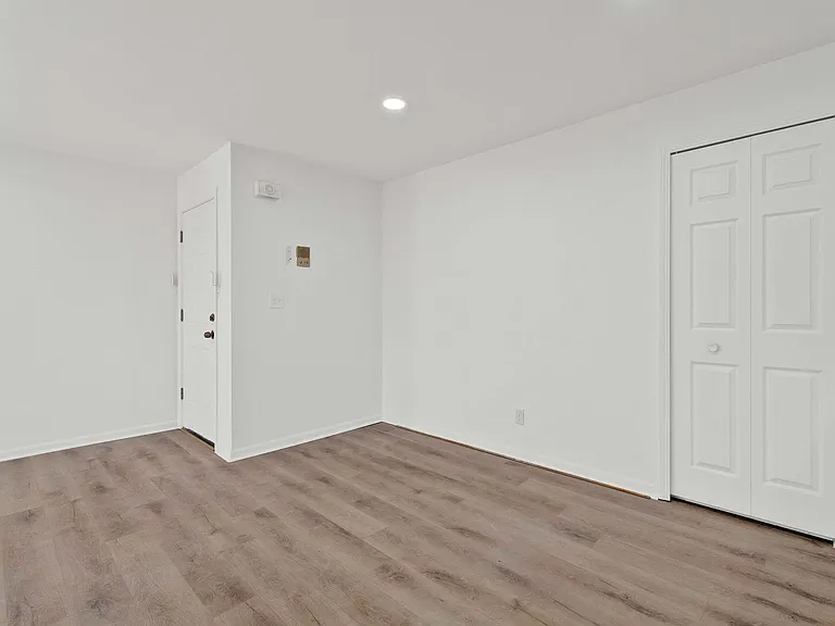 38618 Meadowdale St #7 — Photo 9