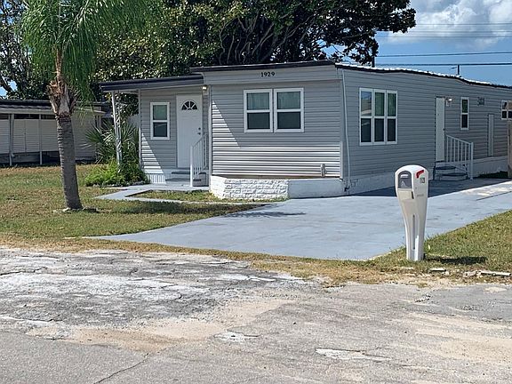 4th image of 1929 Orange Dr
