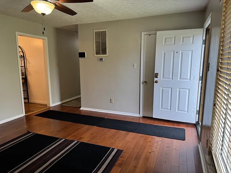 2849 Gardenia Dr — Photo 4