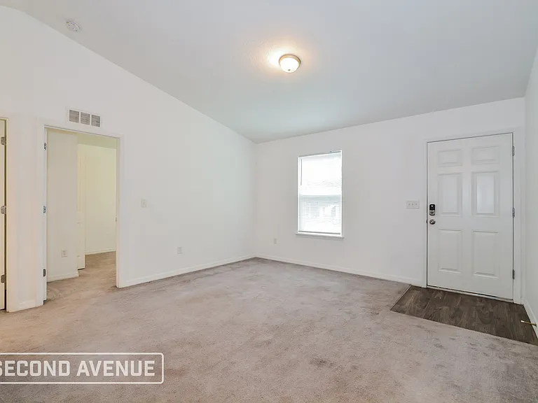 5279 NW 53rd St — Photo 7