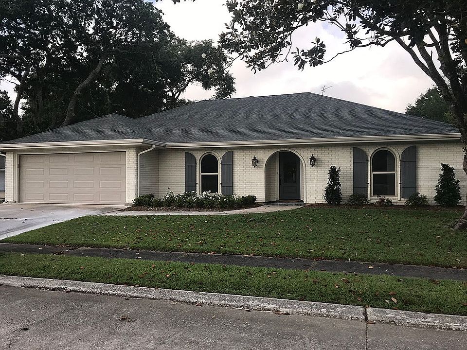 1st image of 307 Midland Dr