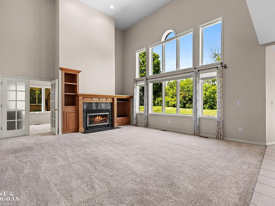 94 Ingram Dr, photo 2